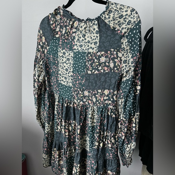 Pull & Bear Boho Flowy Top - Picture 3 of 3